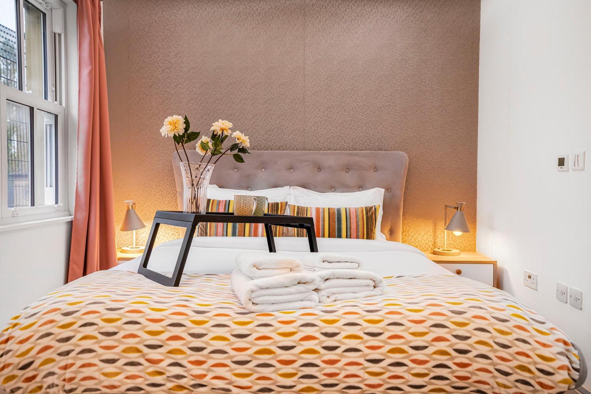 Stylish Modern Apartments By Livestay Short Lets & Serviced Accommodation London Nw6 Экстерьер фото