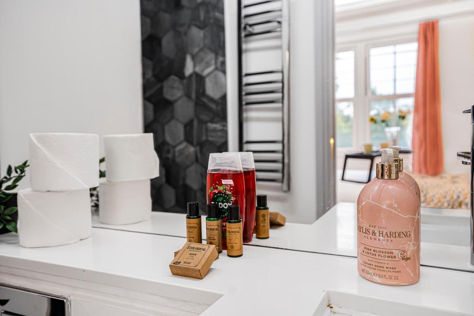 Stylish Modern Apartments By Livestay Short Lets & Serviced Accommodation London Nw6 Экстерьер фото
